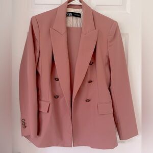 Coordinated set from Zara including blazer and pants. Dust pink color.